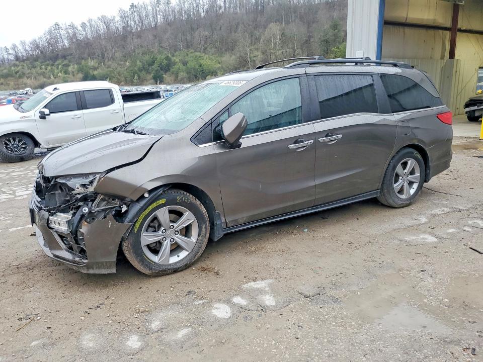46629306 :رقم المزاد ، 5FNRL6H75JB049295 vin ، 2018 Honda Odyssey مزاد بيع