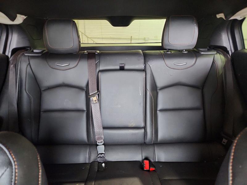 79916895 :رقم المزاد ، 1GYFZFR4XNF126194 vin ، 2022 Cadillac Xt4 مزاد بيع