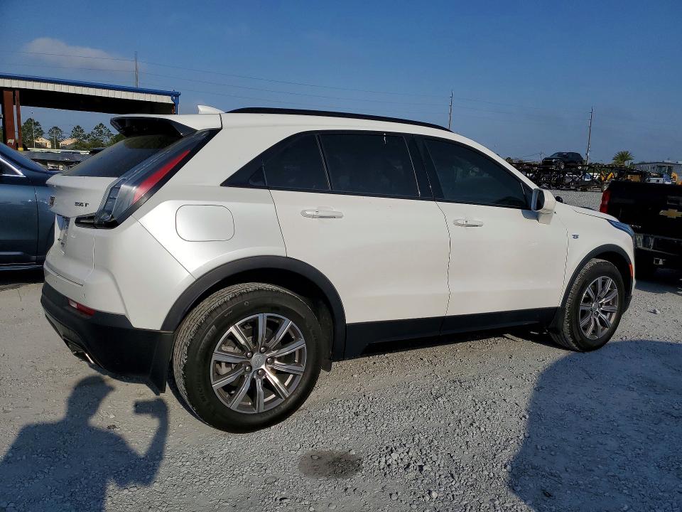 2020 Cadillac Xt4 მანქანა იყიდება აუქციონზე, vin: 1GYFZER42LF134099, აუქციონის ნომერი: 47402416