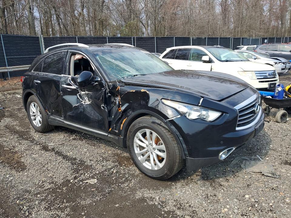 46213736 :رقم المزاد ، JN8CS1MW3FM482643 vin ، 2015 Infiniti Qx70 مزاد بيع