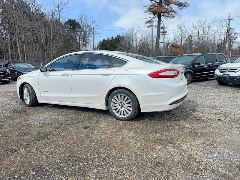 2013 Ford Fusion მანქანა იყიდება აუქციონზე, vin: 3FA6P0LU8DR352985, აუქციონის ნომერი: 48429786