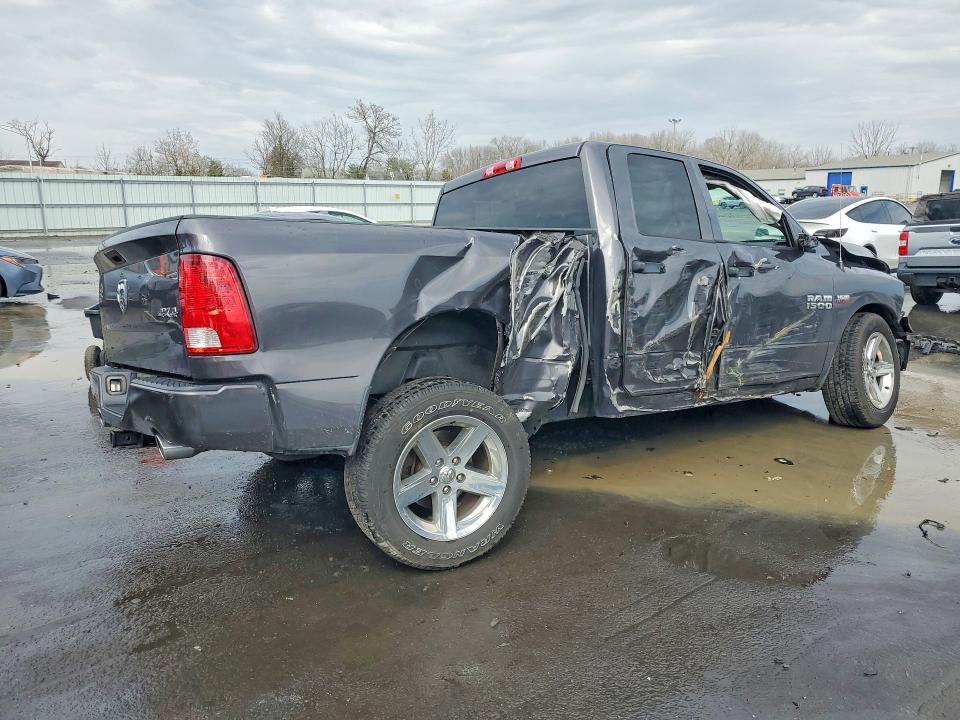 45780566 :رقم المزاد ، 1C6RR7FT5HS779412 vin ، 2017 Ram 1500 مزاد بيع