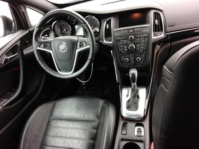 98586215 :رقم المزاد ، W04WH3N5XKG350281 vin ، 2019 Buick Cascada مزاد بيع