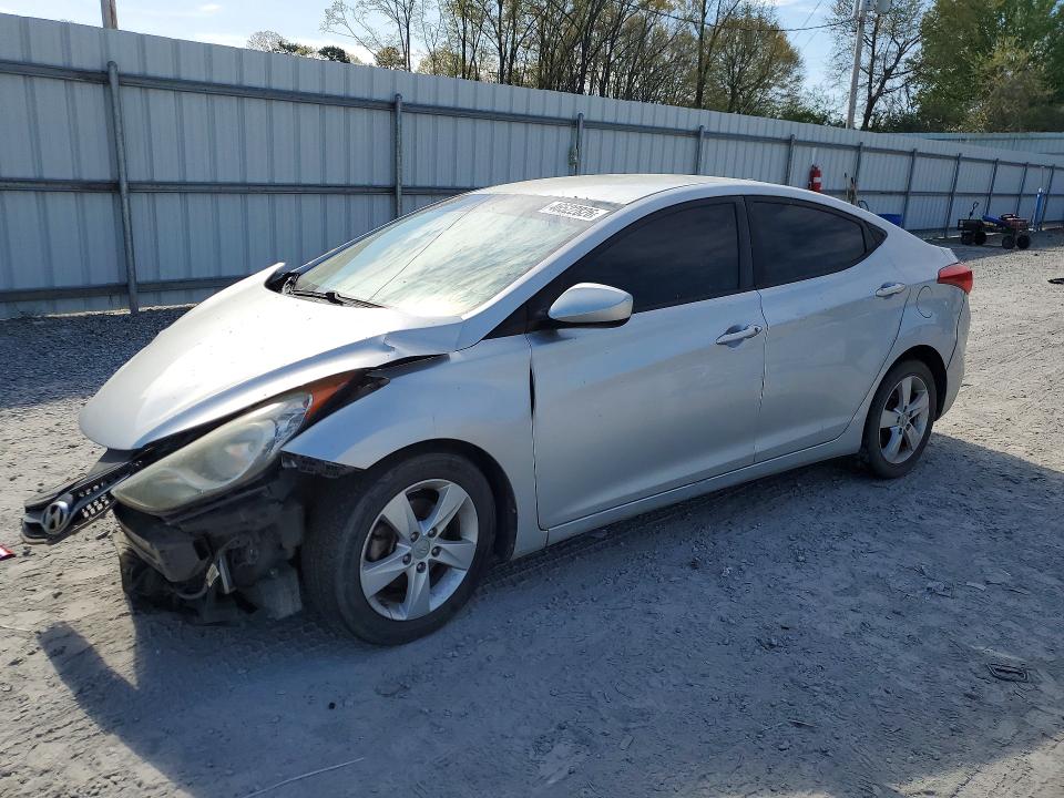 2013 Hyundai Elantra მანქანა იყიდება აუქციონზე, vin: 5NPDH4AE2DH324118, აუქციონის ნომერი: 46522826