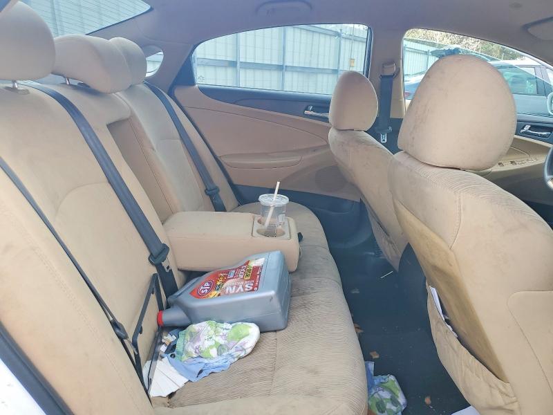 47930496 :رقم المزاد ، 5NPEB4AC3DH563990 vin ، 2013 Hyundai Sonata مزاد بيع