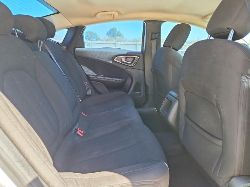 Продажа на аукционе авто 2015 Chrysler 200, vin: 1C3CCCAB4FN616970, номер лота: 45745026