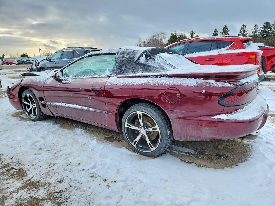 Продажа на аукционе авто 2000 Pontiac Firebird, vin: 2G2FS32K8Y2115464, номер лота: 45939436