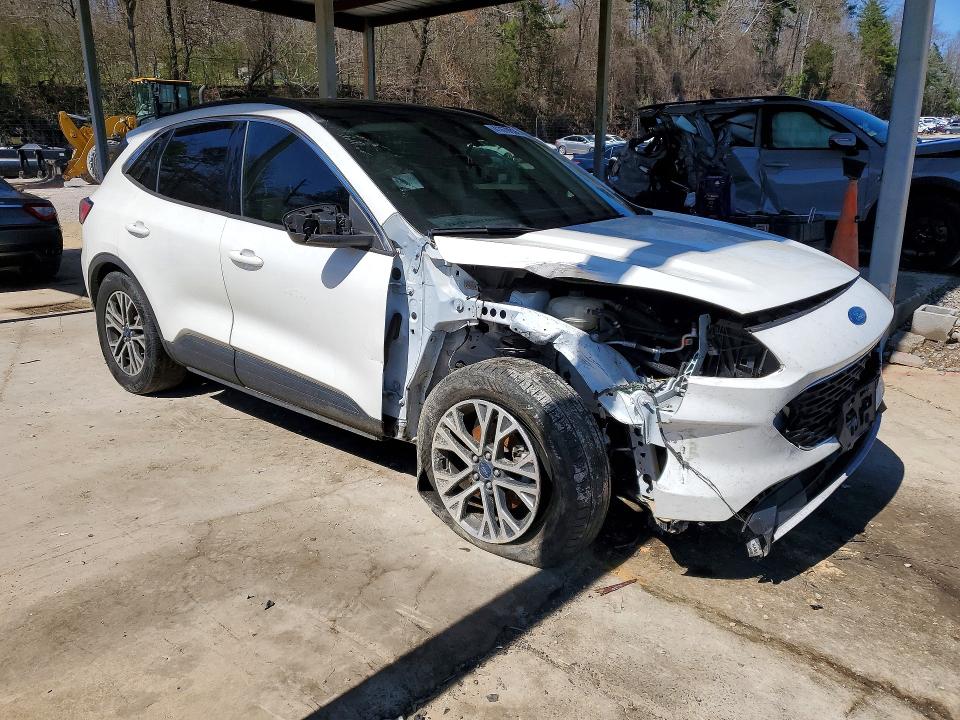 41670936 :رقم المزاد ، 1FMCU0H63LUB48808 vin ، 2020 Ford Escape مزاد بيع