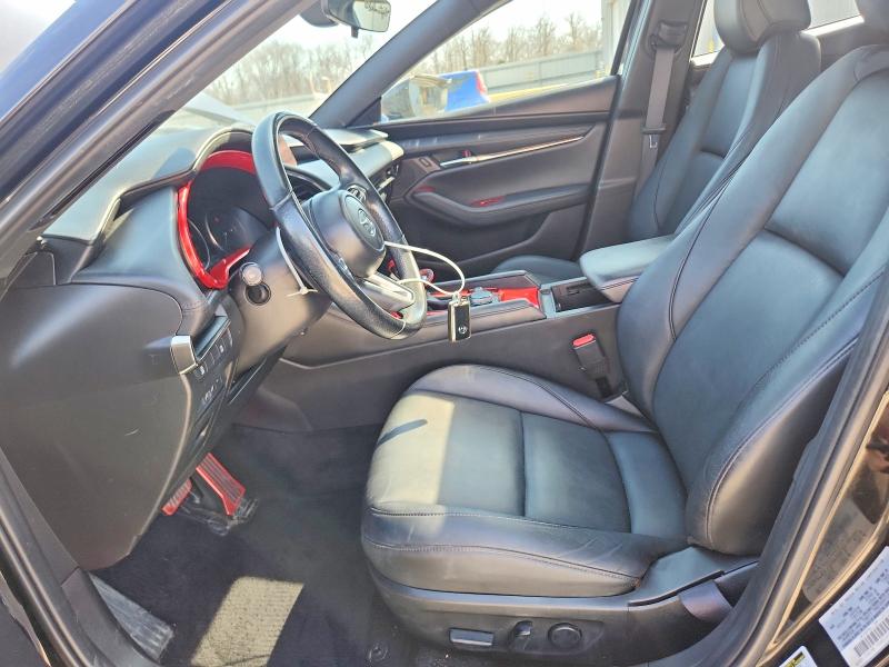 46935476 :رقم المزاد ، JM1BPBLL8M1400586 vin ، 2021 Mazda 3 مزاد بيع