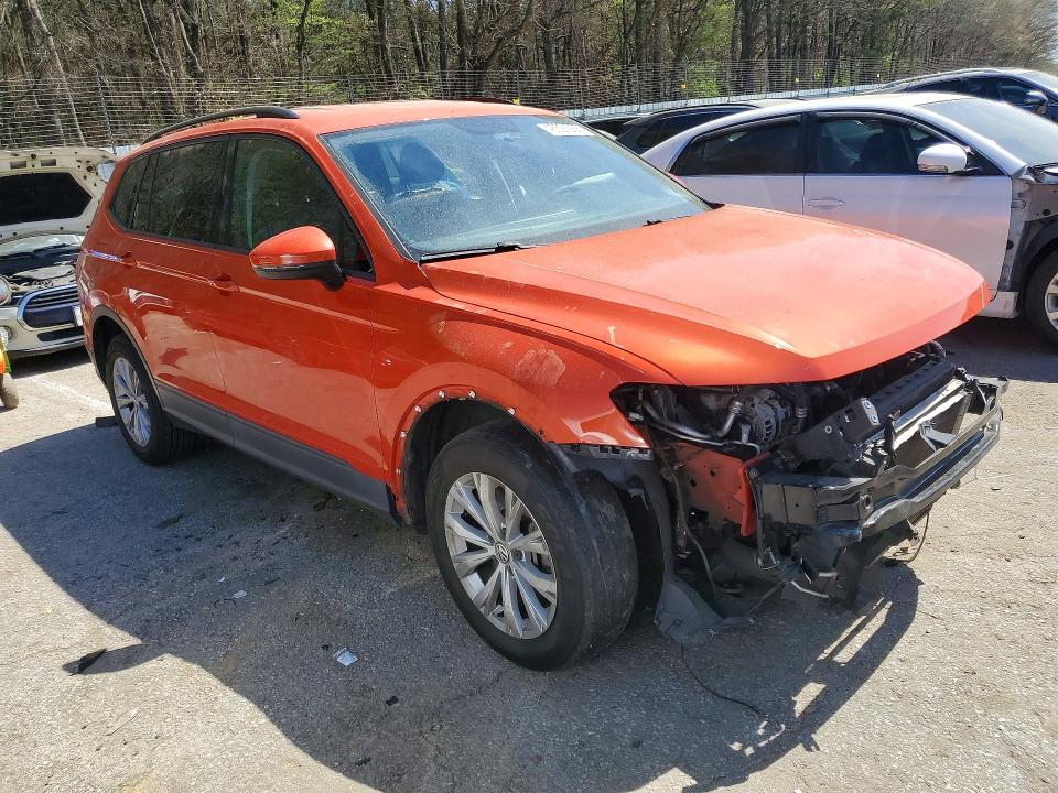 Продаж на аукціоні авто 2018 Volkswagen Tiguan, vin: 3VV0B7AX5JM112243, номер лоту: 46621266