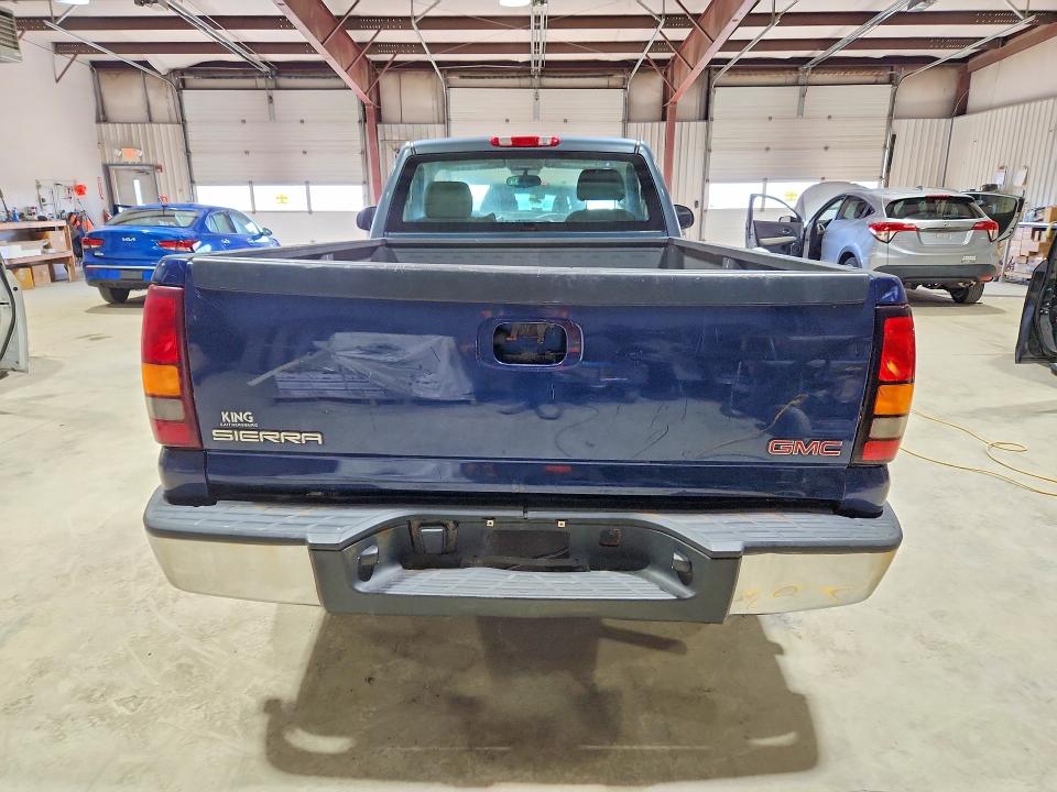 Auction sale of the 2007 Chevrolet Silverado, vin: 1GCEK14C27Z555015, lot number: 46584156
