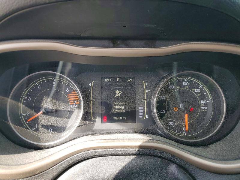 79224665 :رقم المزاد ، 1C4PJLCB5GW302479 vin ، 2016 Jeep Cherokee مزاد بيع