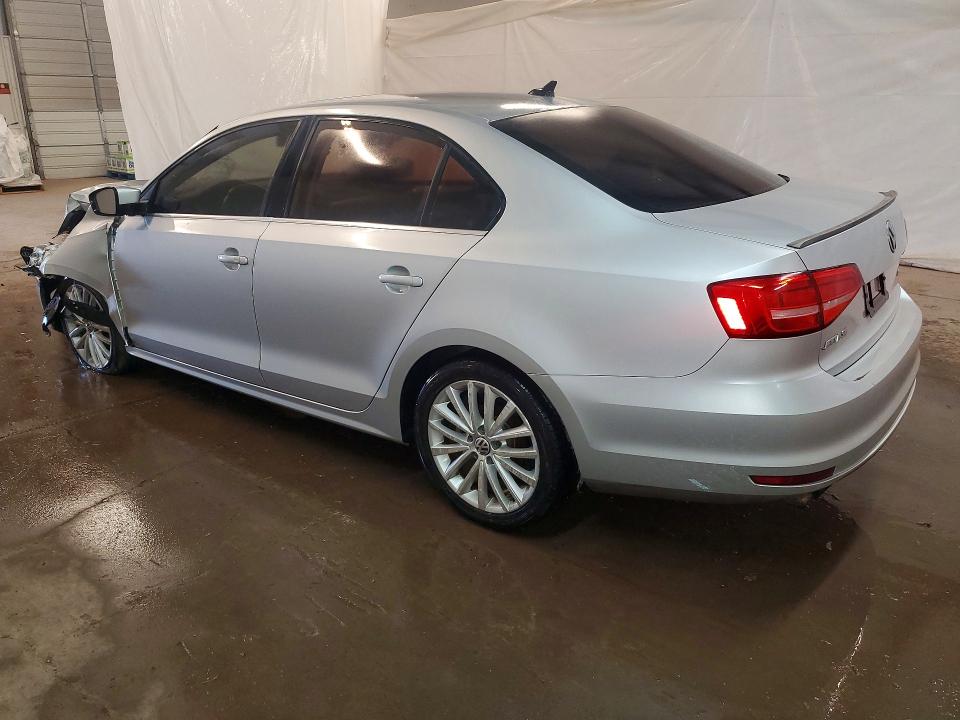 46288276 :رقم المزاد ، 3VWD07AJ9FM413393 vin ، 2015 Volkswagen Jetta مزاد بيع