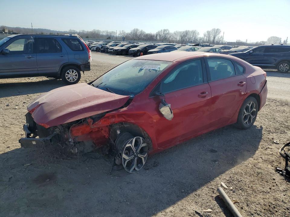 2019 Kia Forte მანქანა იყიდება აუქციონზე, vin: 3KPF24AD2KE018605, აუქციონის ნომერი: 47369986