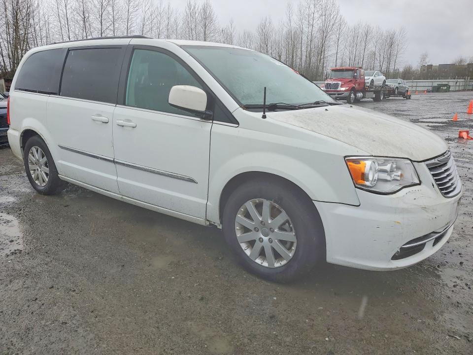 2015 Chrysler Town & Country მანქანა იყიდება აუქციონზე, vin: 2C4RC1BG0FR571047, აუქციონის ნომერი: 47776546