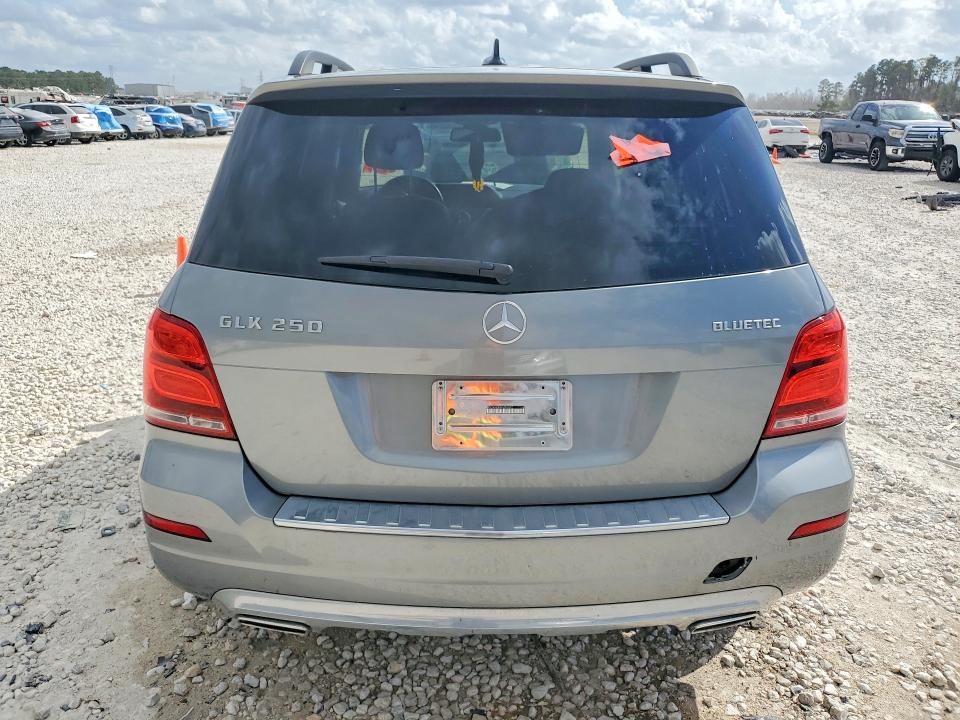 Продаж на аукціоні авто 2015 Mercedes-benz Glk, vin: WDCGG0EB9FG363802, номер лоту: 79830445