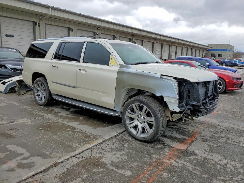 46316046 :رقم المزاد ، 1GYS4HKJ5FR227491 vin ، 2015 Cadillac Escalade مزاد بيع