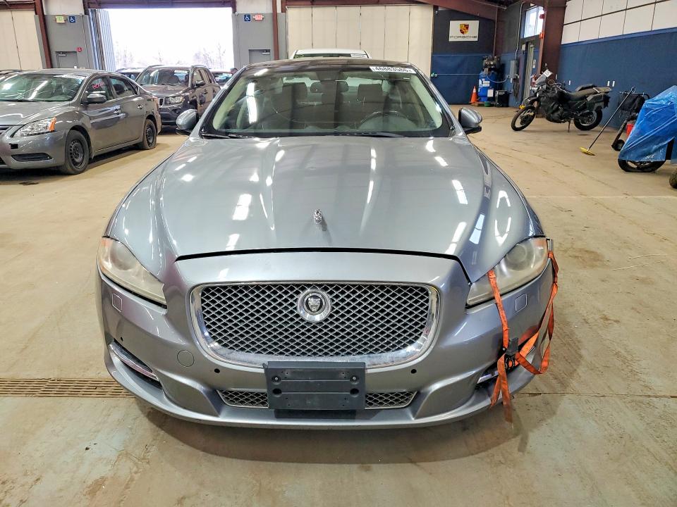 46883586 :رقم المزاد ، SAJWA2GB6BLV07658 vin ، 2011 Jaguar Xjl مزاد بيع