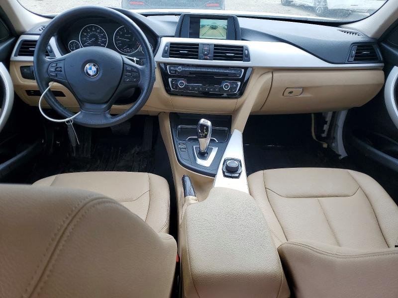 47343776 :رقم المزاد ، WBA8A3C50JA505439 vin ، 2018 Bmw 320 مزاد بيع