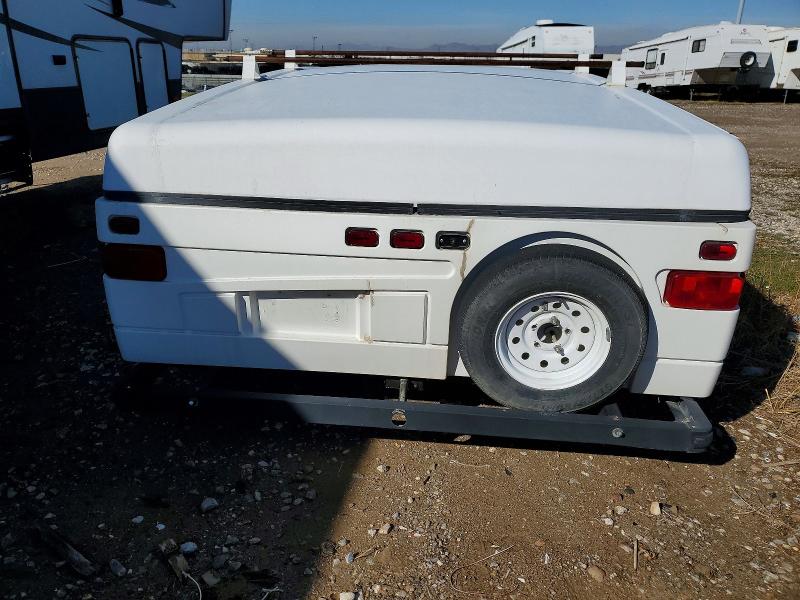 78490315 :رقم المزاد ، 4CP689F1617204853 vin ، 2001 Fleetwood Trailer مزاد بيع