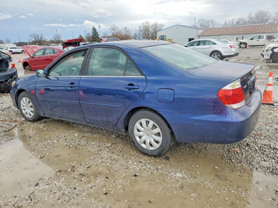 Продажа на аукционе авто 2005 Toyota Camry, vin: 4T1BE32KX5U022898, номер лота: 61378096