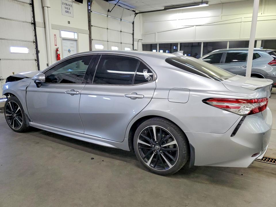 Продажа на аукционе авто 2018 Toyota Camry, vin: 4T1B61HK8JU136840, номер лота: 48157176