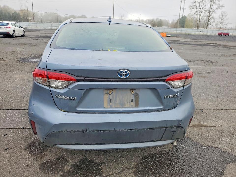Продаж на аукціоні авто 2022 Toyota Corolla Hybrid, vin: JTDEAMDE3NJ040543, номер лоту: 78826315