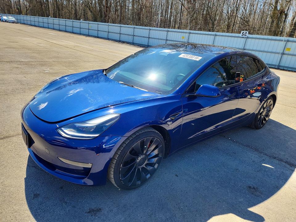Продажа на аукционе авто 2022 Tesla Model 3, vin: 5YJ3E1EC1NF268636, номер лота: 42038016