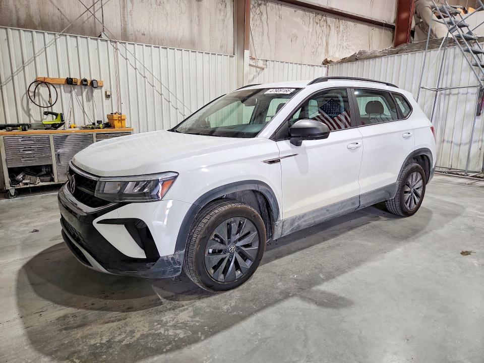 Продажа на аукционе авто 2022 Volkswagen Taos, vin: 3VVDX7B26NM002555, номер лота: 49876416