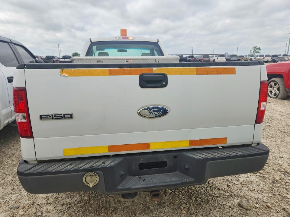 47236246 :رقم المزاد ، 1FTRF122X8KE32864 vin ، 2008 Ford F150 مزاد بيع