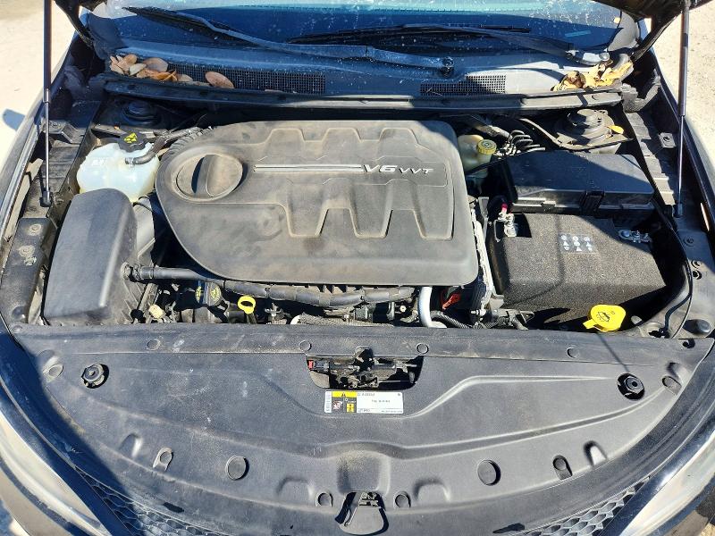 Продажа на аукционе авто 2015 Chrysler 200, vin: 1C3CCCDG6FN615892, номер лота: 45467366
