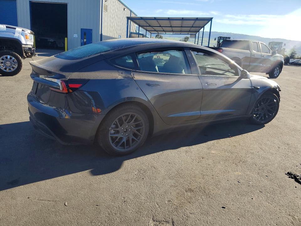 2026 Tesla Model 3 მანქანა იყიდება აუქციონზე, vin: 5YJ3E1EA7TF123404, აუქციონის ნომერი: 45826876
