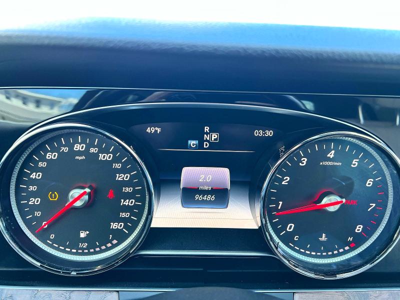 46900576 :رقم المزاد ، WDDZF4JB1HA049247 vin ، 2017 Mercedes-benz E مزاد بيع