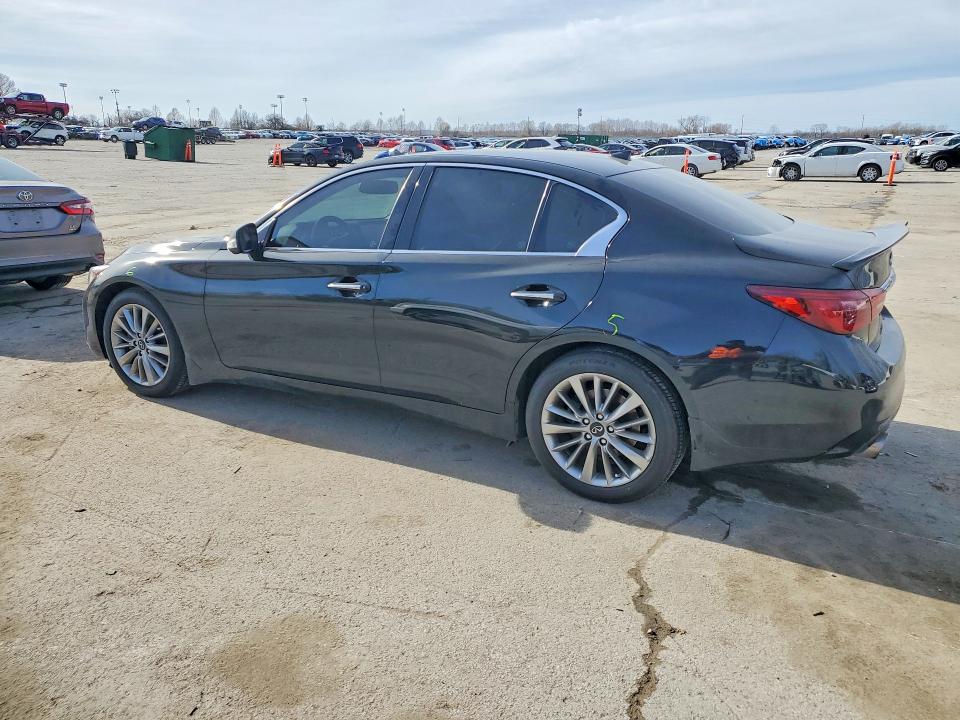 45964936 :رقم المزاد ، JN1EV7BR8MM750498 vin ، 2021 Infiniti Q50 مزاد بيع