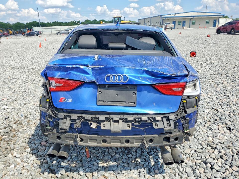 47660926 :رقم المزاد ، WAUBFGFF9F1070673 vin ، 2015 Audi S3 مزاد بيع