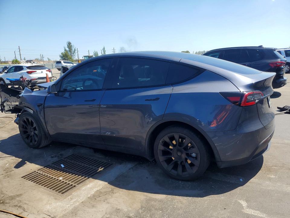 46530206 :رقم المزاد ، 7SAYGDEE7PA141475 vin ، 2023 Tesla Model Y مزاد بيع