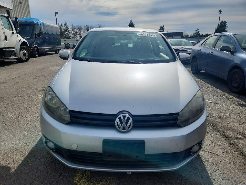 2011 Volkswagen Golf მანქანა იყიდება აუქციონზე, vin: WVWBM7AJ2BW069950, აუქციონის ნომერი: 46558296