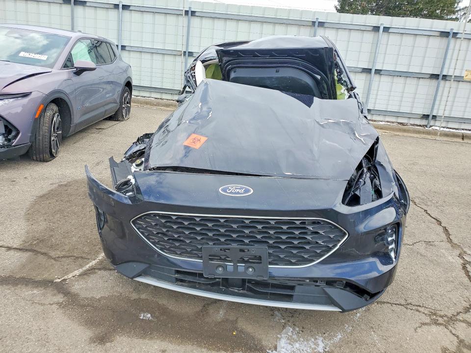 2021 Ford Escape მანქანა იყიდება აუქციონზე, vin: 1FMCU0G67MUB25275, აუქციონის ნომერი: 42071306