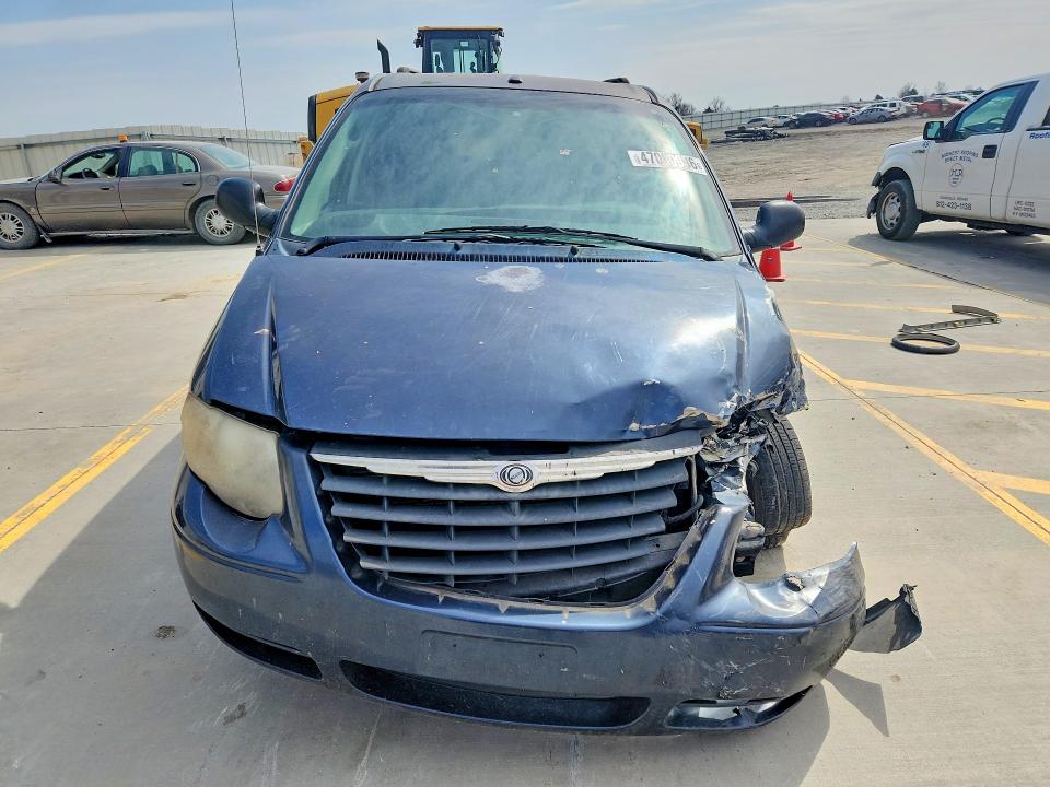 47000986 :رقم المزاد ، 2A4GP44R67R341214 vin ، 2007 Chrysler Town & Country مزاد بيع