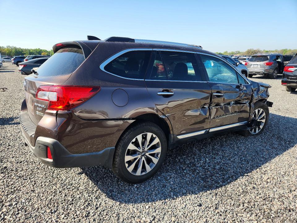 47586016 :رقم المزاد ، 4S4BSETC6K3382070 vin ، 2019 Subaru Outback مزاد بيع