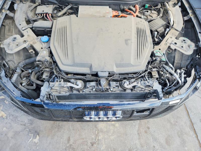47497906 :رقم المزاد ، WA1AAAGE6MB003157 vin ، 2021 Audi E-tron مزاد بيع