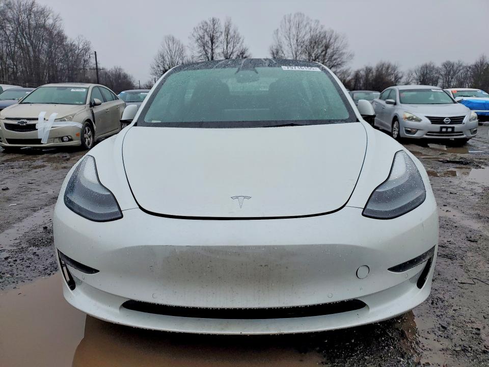 Продажа на аукционе авто 2022 Tesla Model 3, vin: 5YJ3E1EB1NF315154, номер лота: 79716155