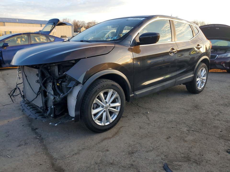 41900256 :رقم المزاد ، JN1BJ1CP9HW019484 vin ، 2017 Nissan Rogue Sport مزاد بيع