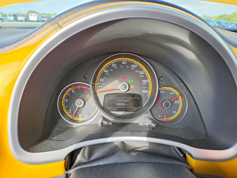 46233816 :رقم المزاد ، 3VWT17AT7HM808797 vin ، 2017 Volkswagen Beetle مزاد بيع