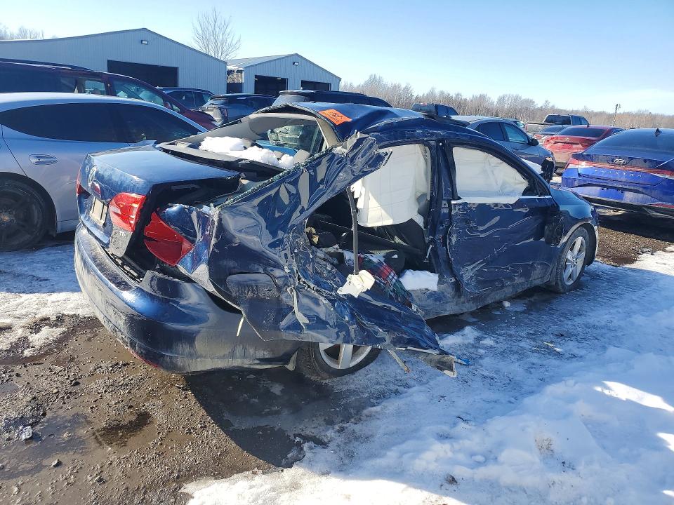 78101765 :رقم المزاد ، 3VWDL7AJ2EM377682 vin ، 2014 Volkswagen Jetta مزاد بيع