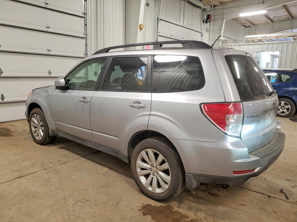 41830256 :رقم المزاد ، JF2SHBDC2CH417757 vin ، 2012 Subaru Forester مزاد بيع