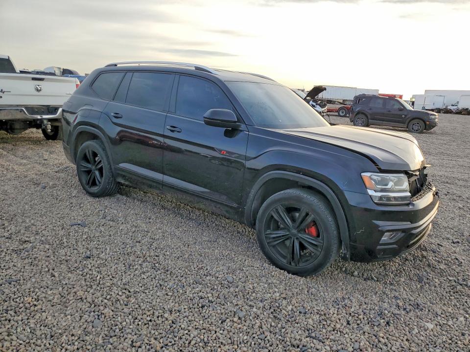 Продажа на аукционе авто 2019 Volkswagen Atlas, vin: 1V2YR2CA1KC529370, номер лота: 47825776