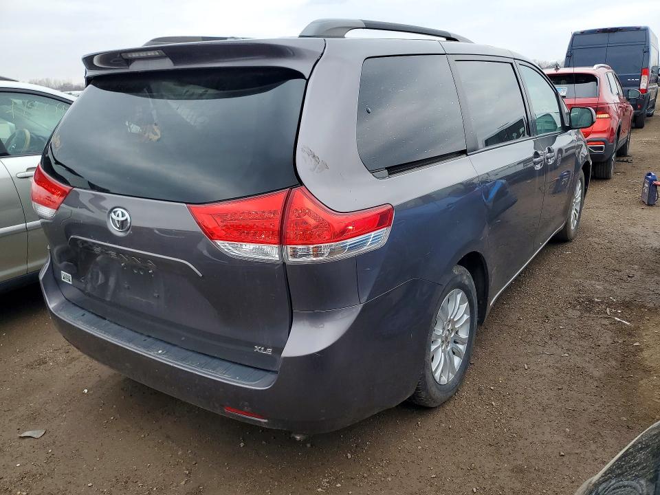 Aukcja sprzedaży 2012 Toyota Sienna, vin: 5TDYK3DCXCS232478, numer aukcji: 47731076