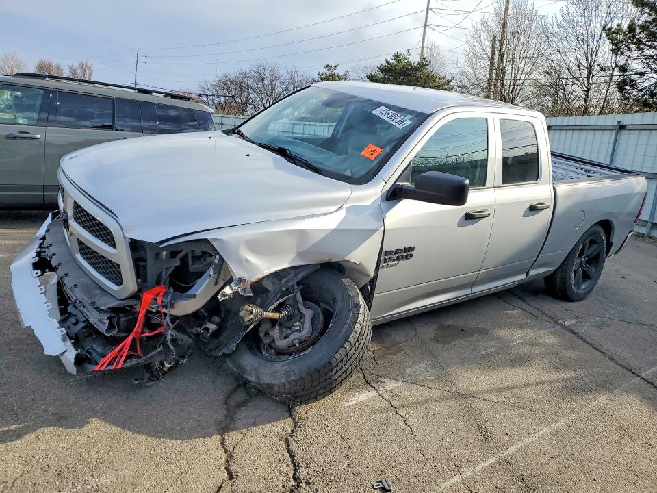 45630236 :رقم المزاد ، 1C6RR7FG3KS537373 vin ، 2019 Ram 1500 Classic مزاد بيع