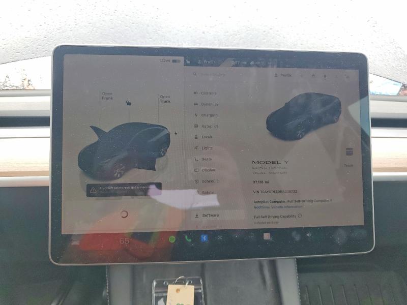 2024 Tesla Model Y მანქანა იყიდება აუქციონზე, vin: 7SAYGDEE0RA238732, აუქციონის ნომერი: 79381895